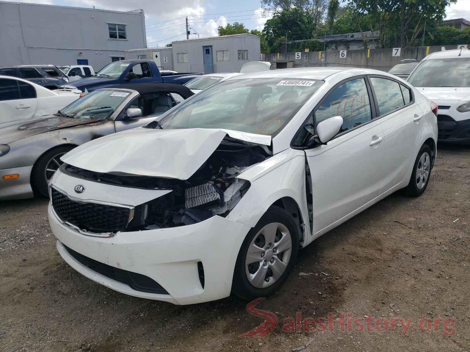 3KPFK4A7XJE234498 2018 KIA FORTE