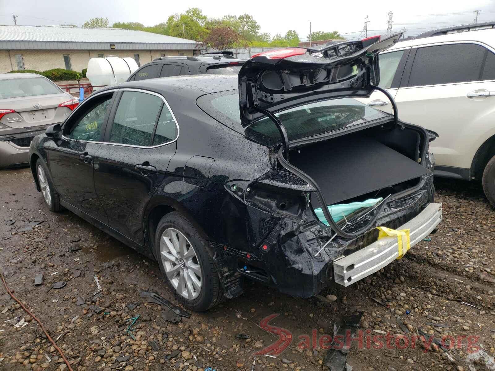 4T1B11HK5JU062629 2018 TOYOTA CAMRY