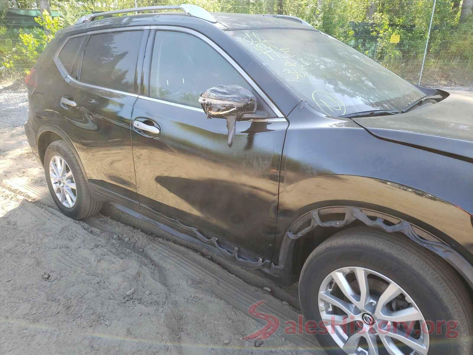 KNMAT2MV9JP583030 2018 NISSAN ROGUE