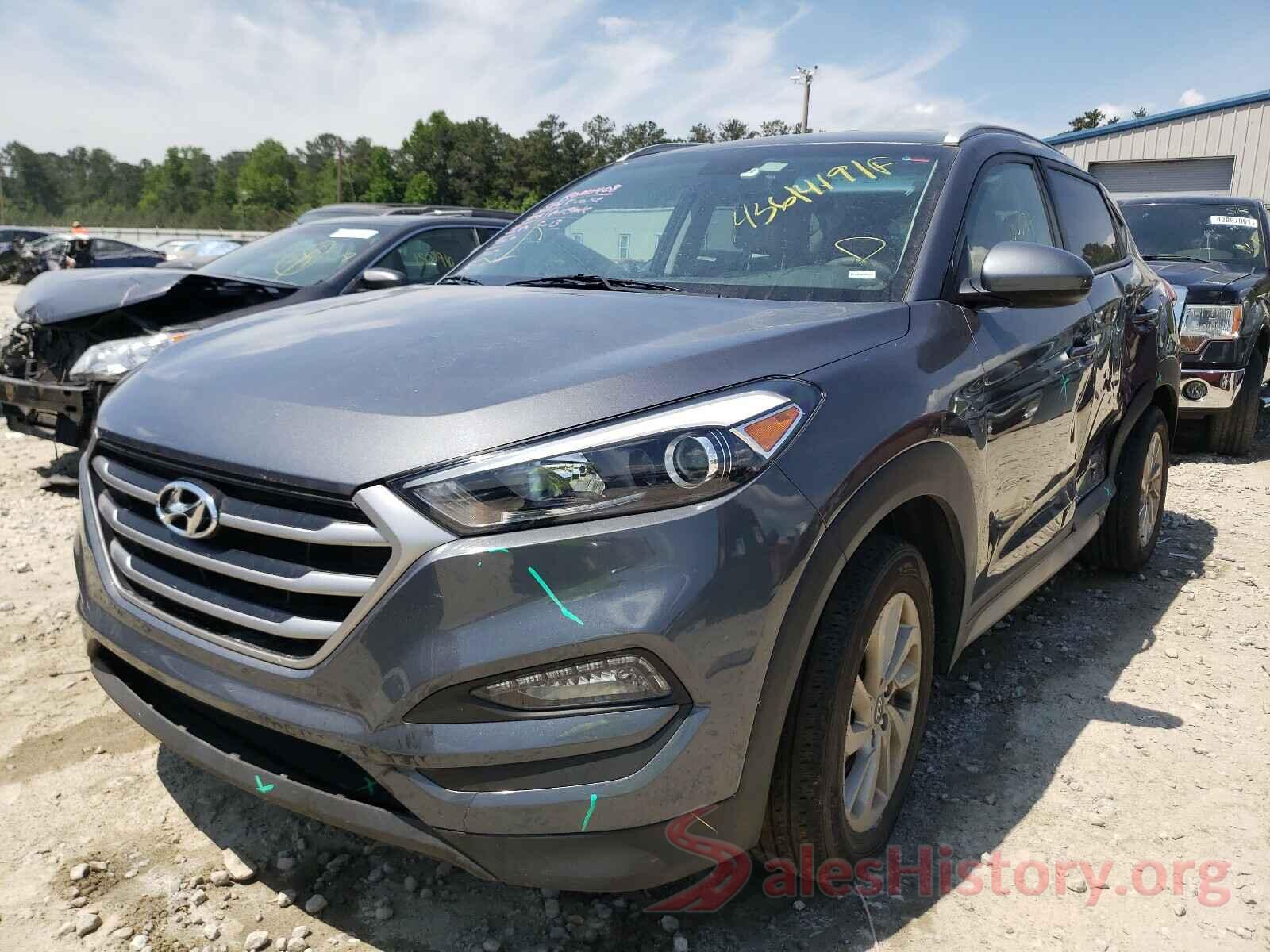 KM8J33A45JU615888 2018 HYUNDAI TUCSON