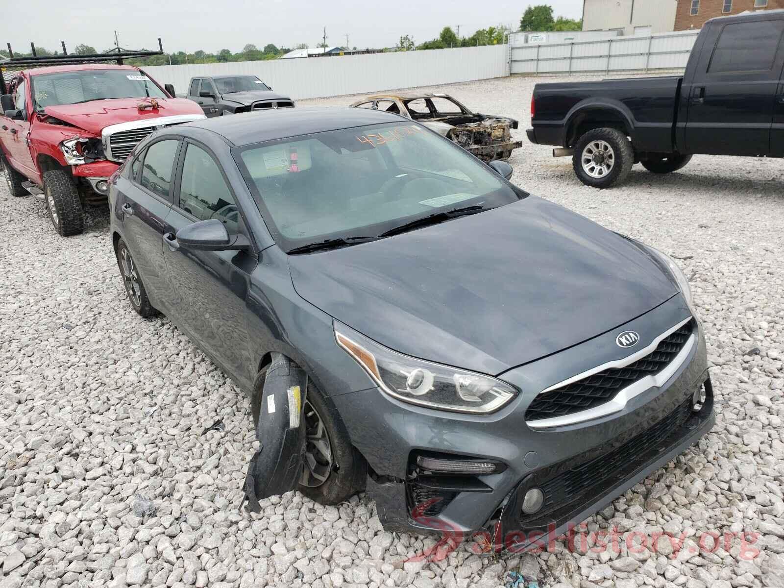 3KPF24AD0KE093528 2019 KIA FORTE