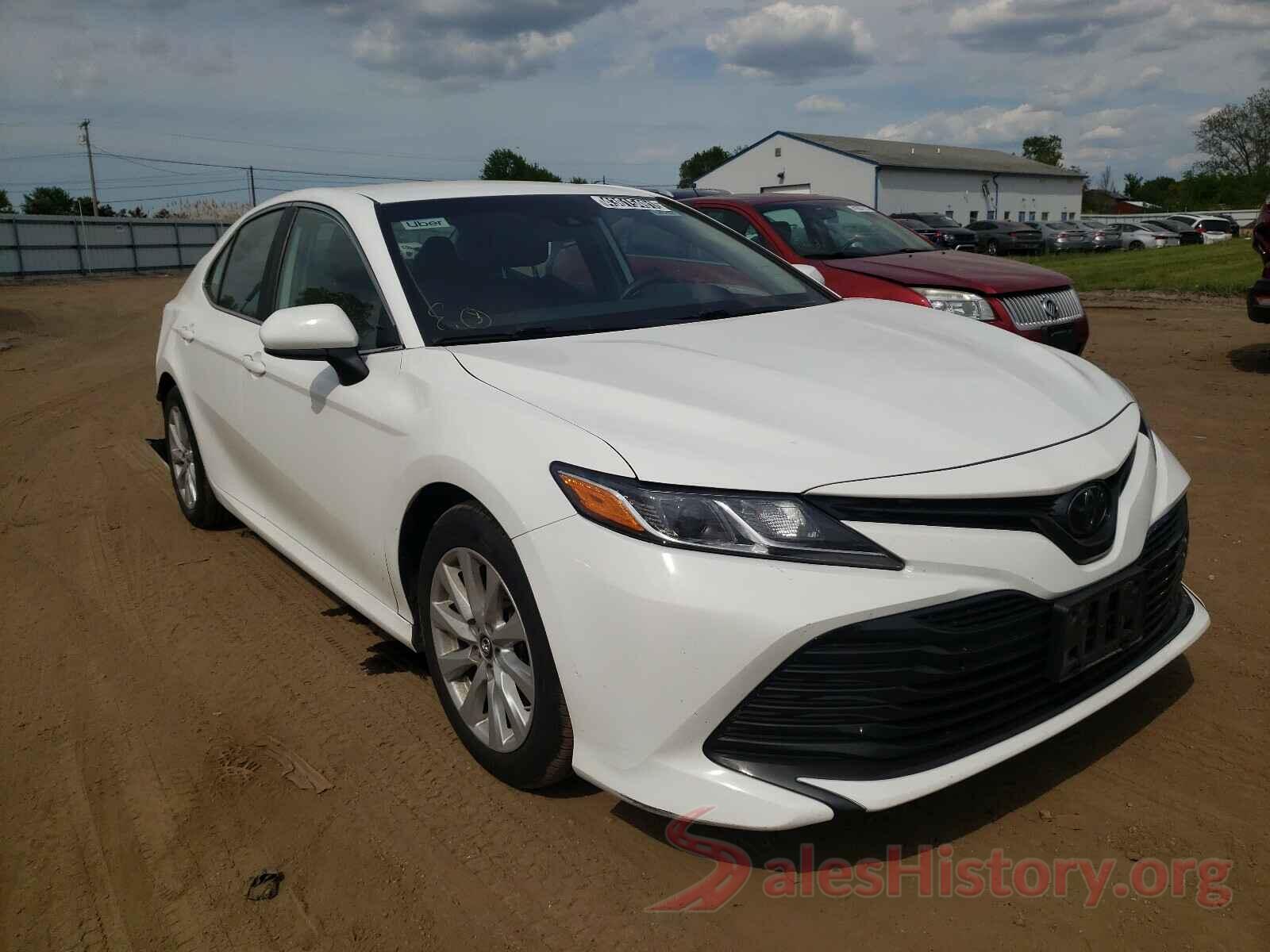 4T1B11HK4KU262502 2019 TOYOTA CAMRY