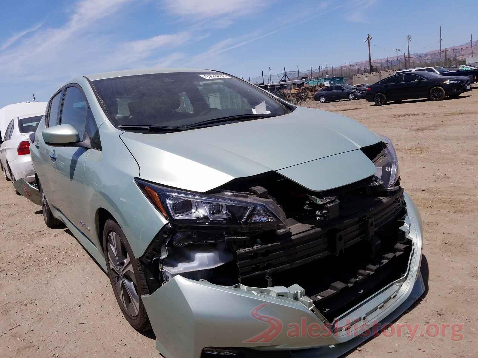 1N4AZ1CP5JC308411 2018 NISSAN LEAF