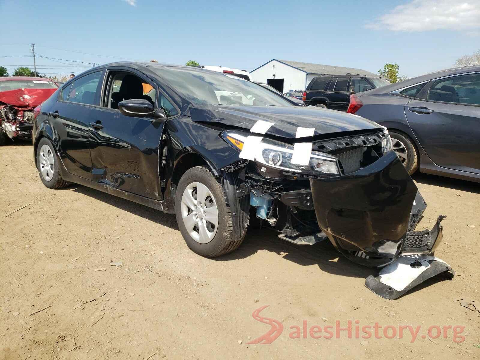 3KPFK4A75HE156772 2017 KIA FORTE