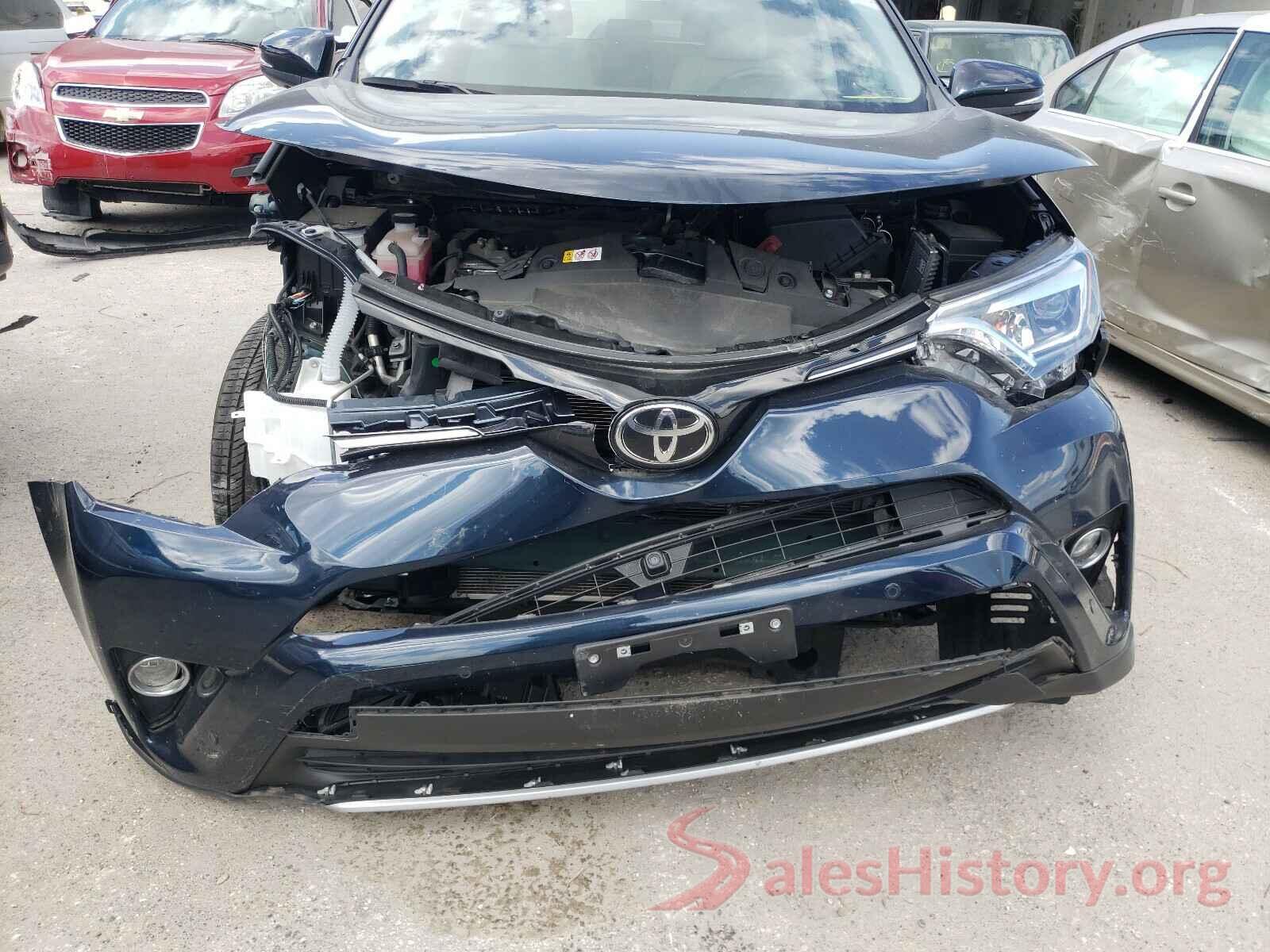 JTMDFREV8JJ219616 2018 TOYOTA RAV4