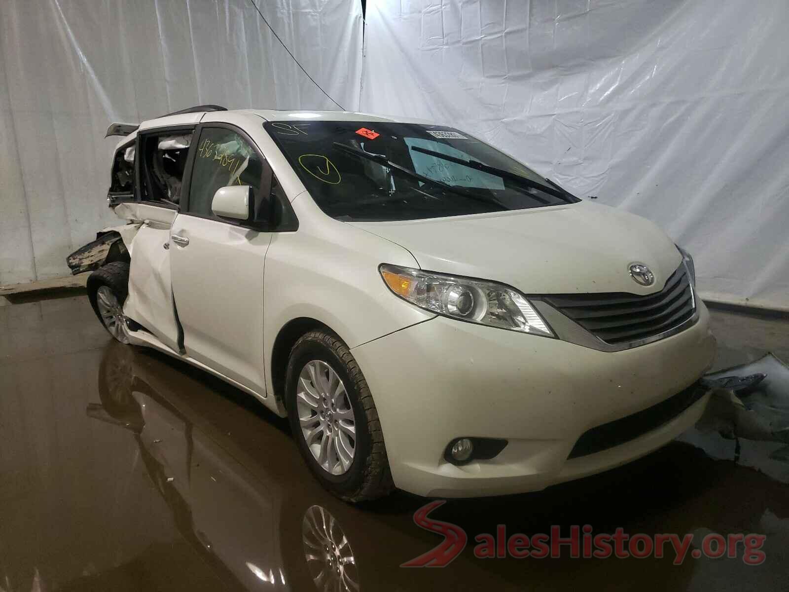 5TDYZ3DC9HS862530 2017 TOYOTA SIENNA