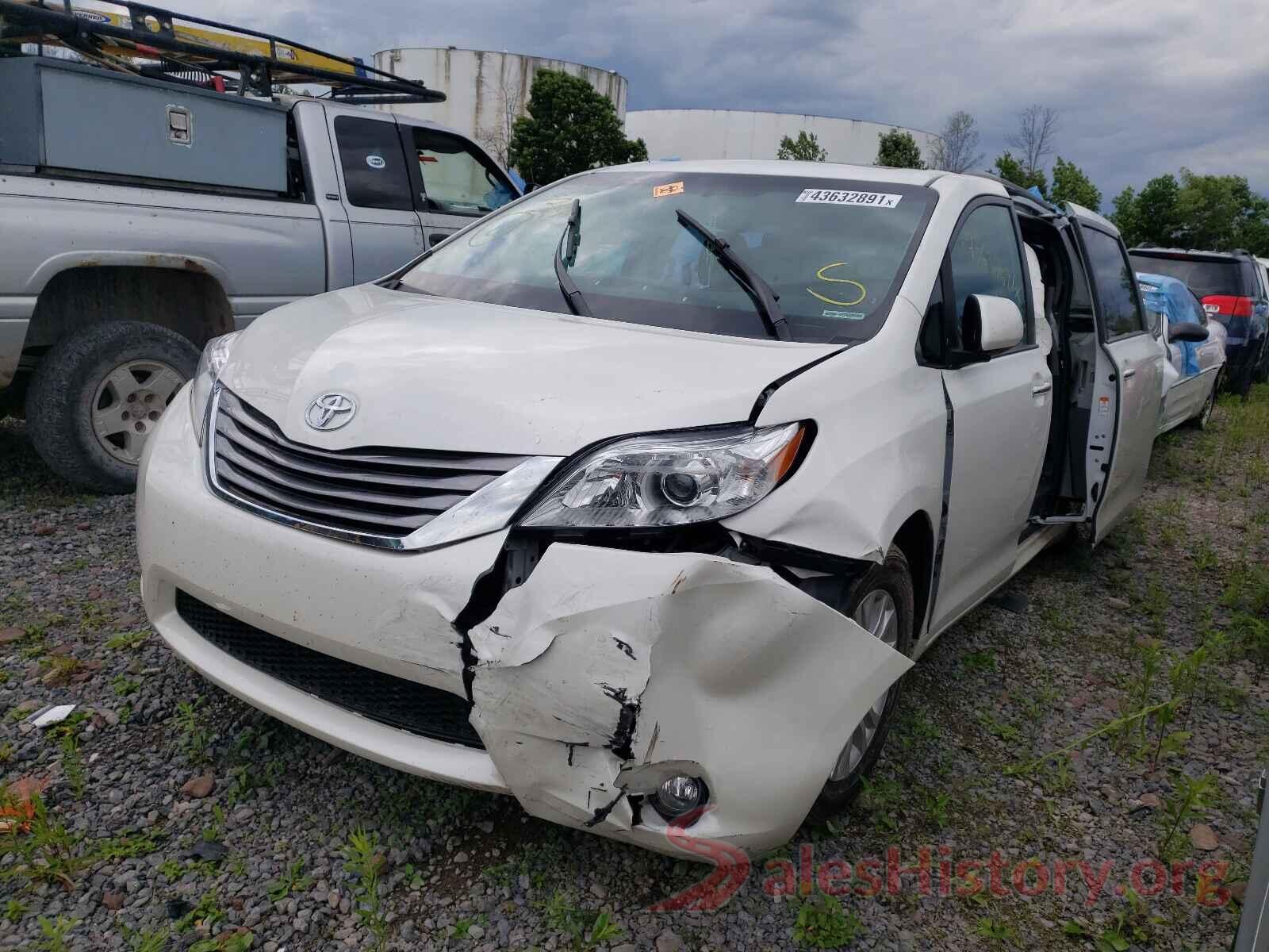 5TDYZ3DC9HS862530 2017 TOYOTA SIENNA