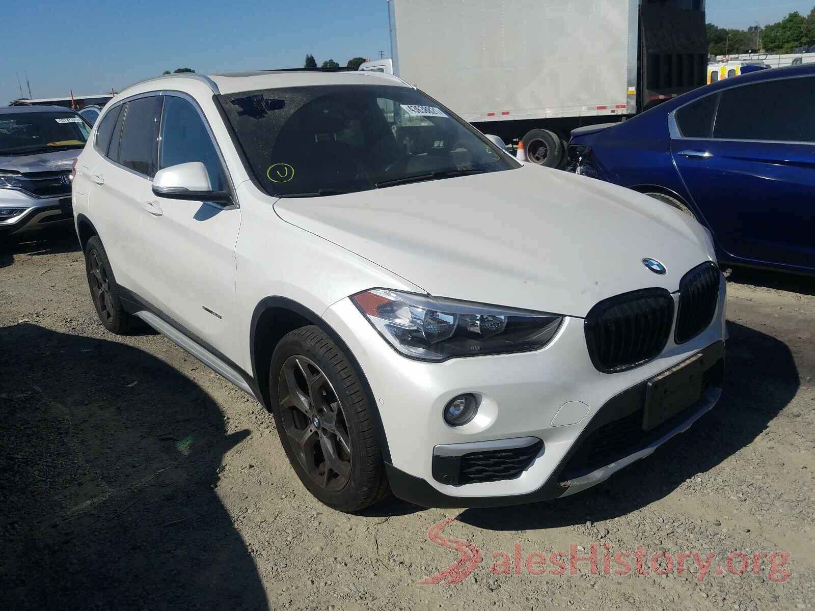 WBXHU7C3XJ5H44611 2018 BMW X1