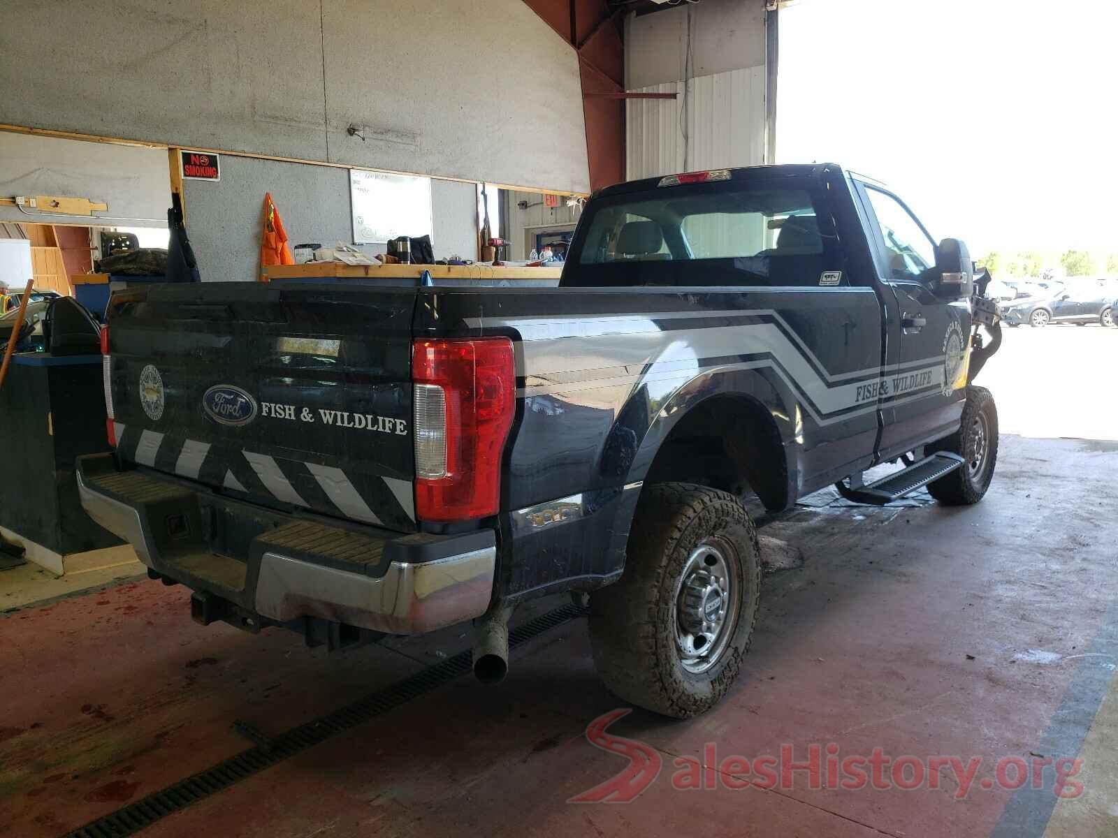 1FTBF2B60HEF33002 2017 FORD F250