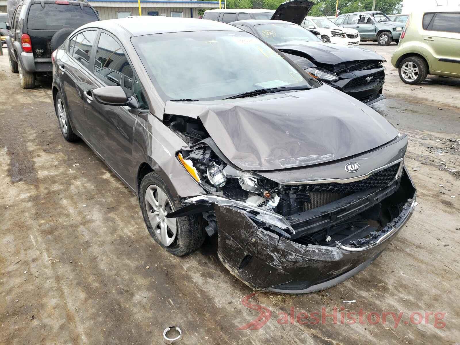 3KPFK4A73HE103665 2017 KIA FORTE