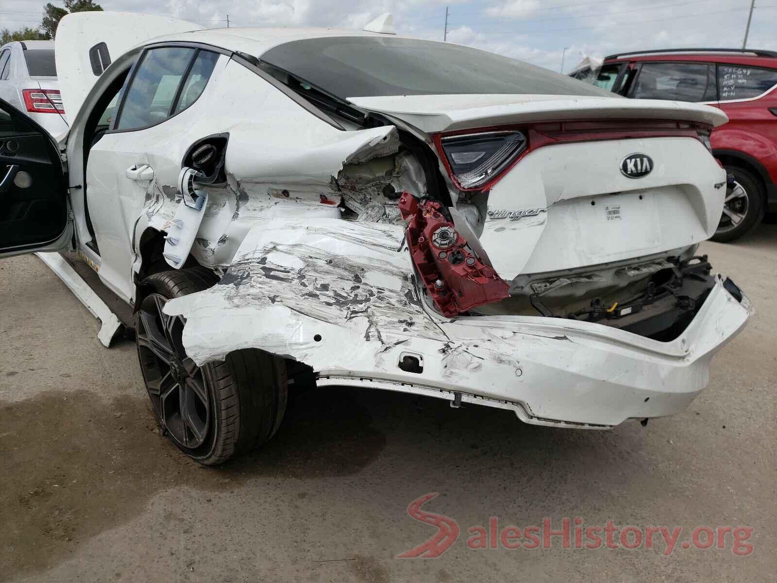 KNAE45LC2J6018251 2018 KIA STINGER