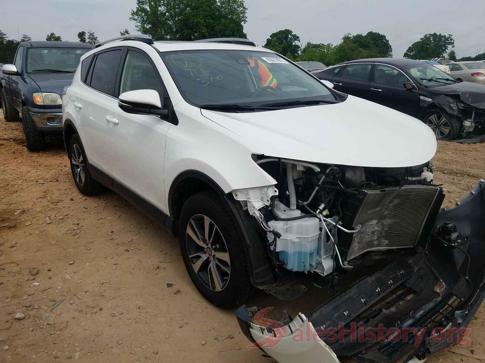 JTMRFREV3HJ123439 2017 TOYOTA RAV4