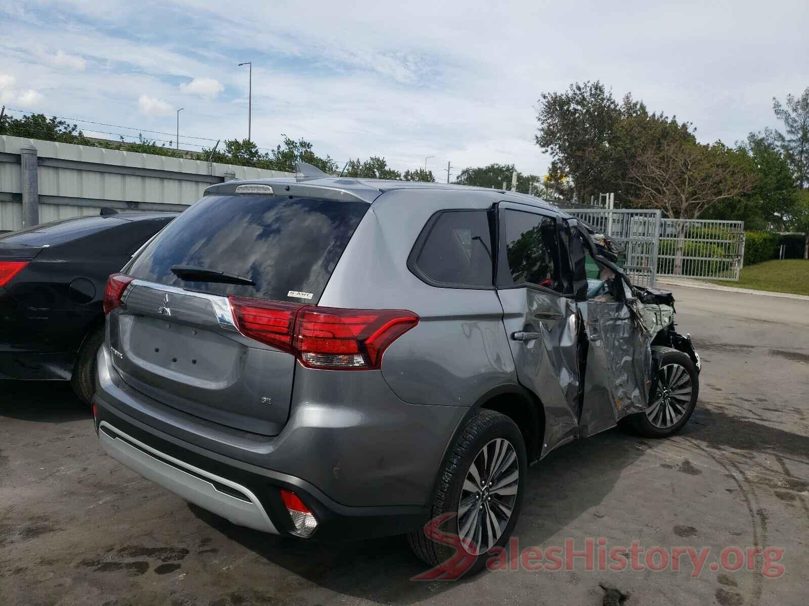 JA4AZ3A38LZ044407 2020 MITSUBISHI OUTLANDER