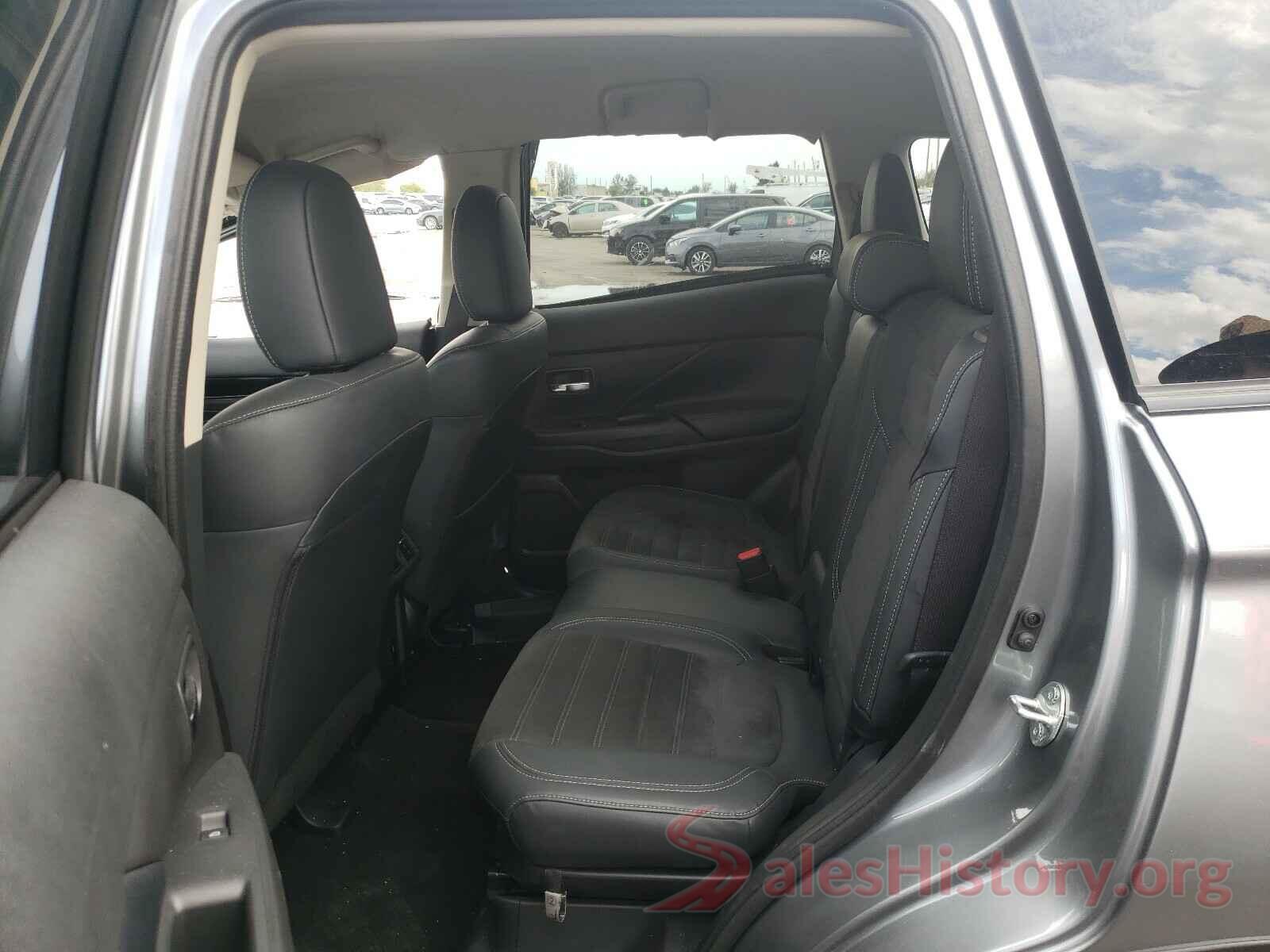 JA4AZ3A38LZ044407 2020 MITSUBISHI OUTLANDER