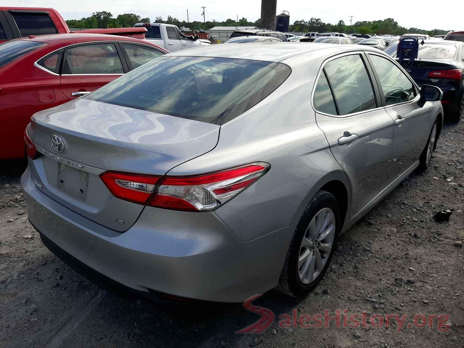 4T1B11HK7JU604006 2018 TOYOTA CAMRY