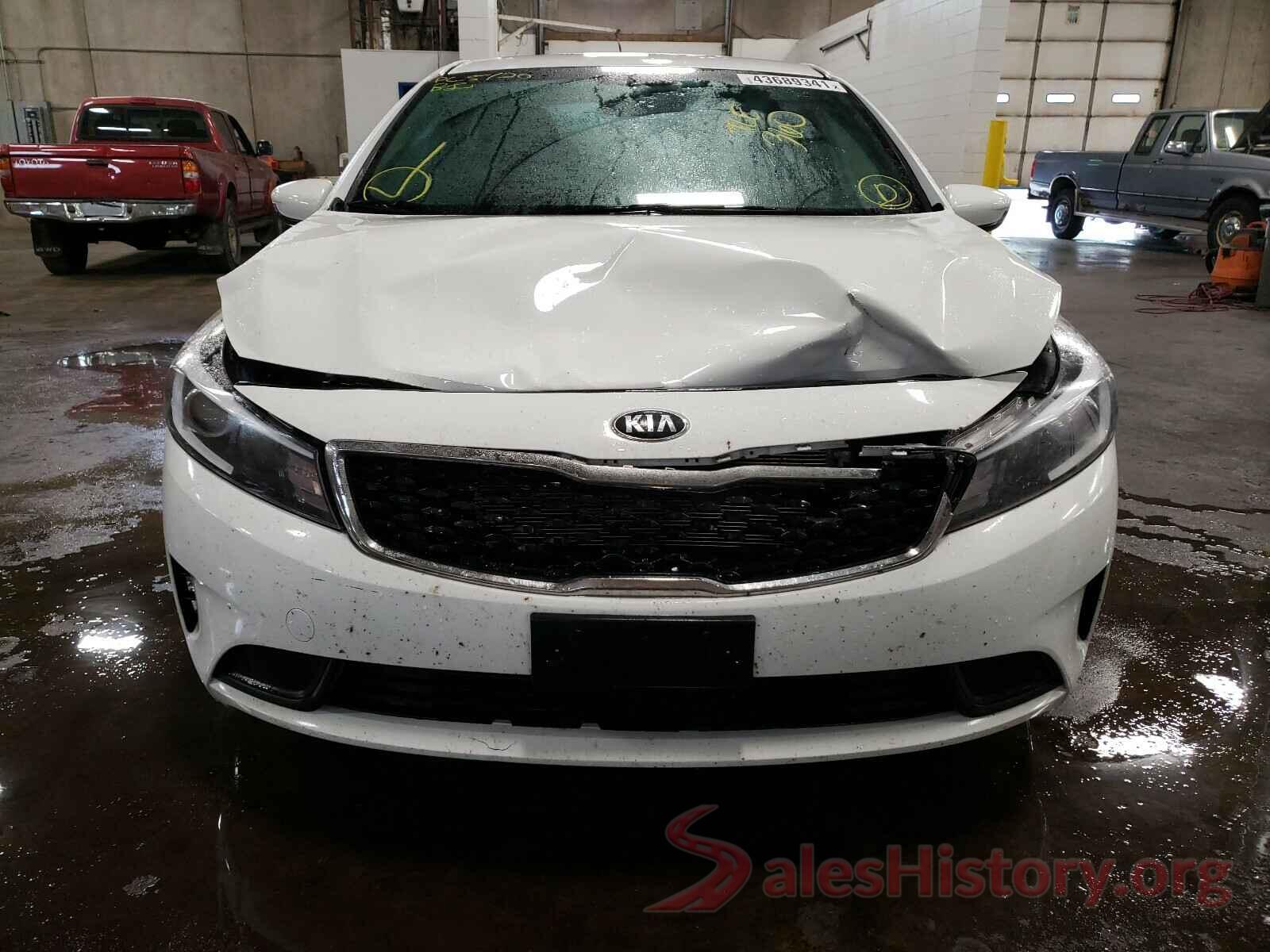 3KPFK4A71JE231022 2018 KIA FORTE