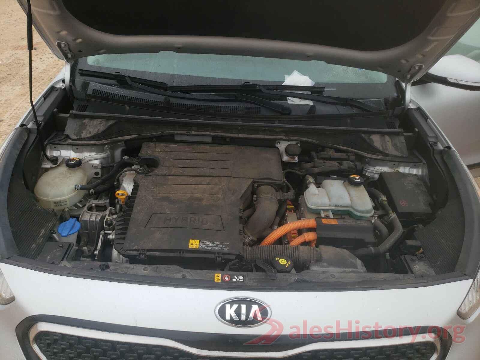 KNDCE3LC9H5082234 2017 KIA NIRO