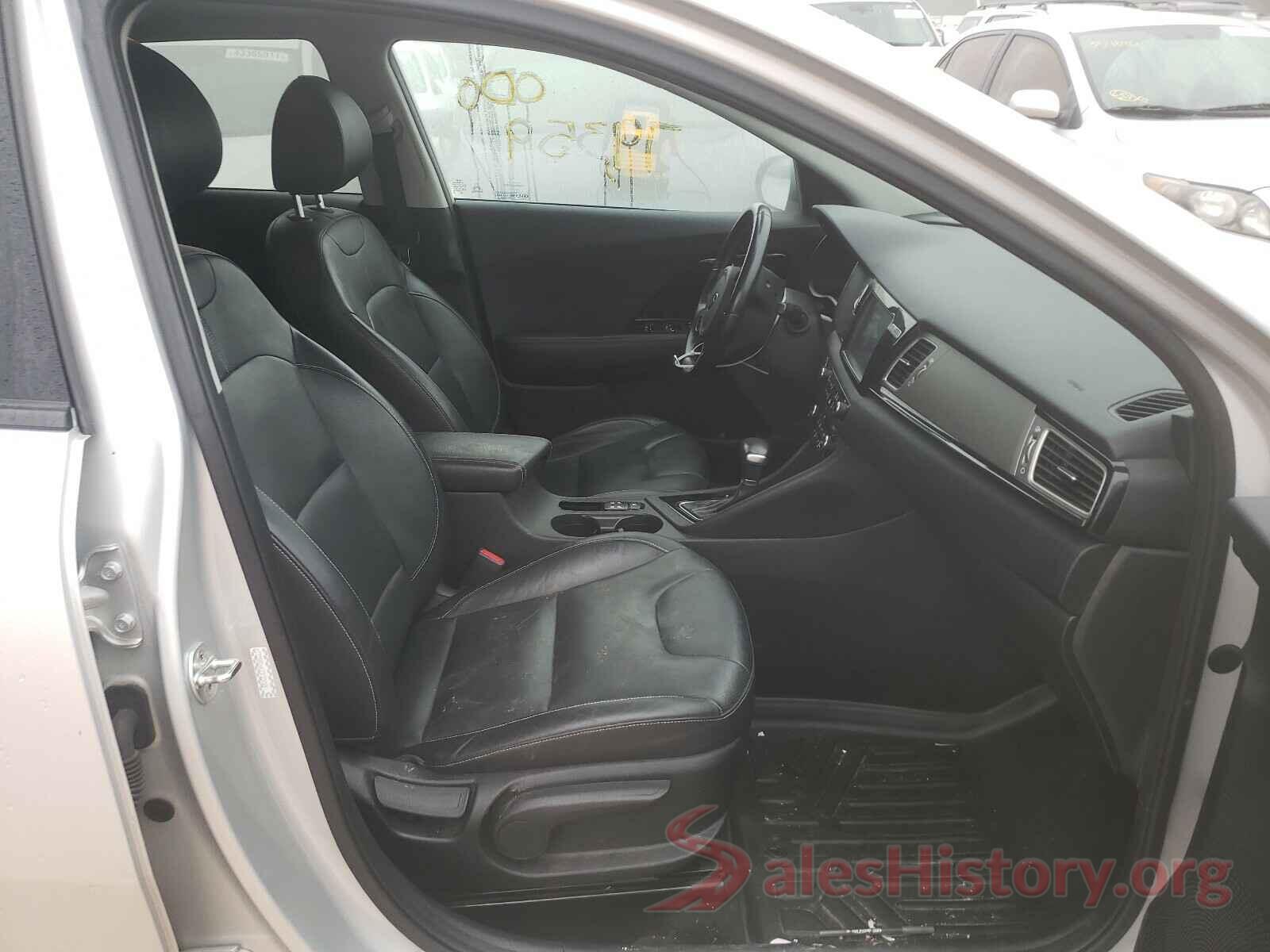 KNDCE3LC9H5082234 2017 KIA NIRO