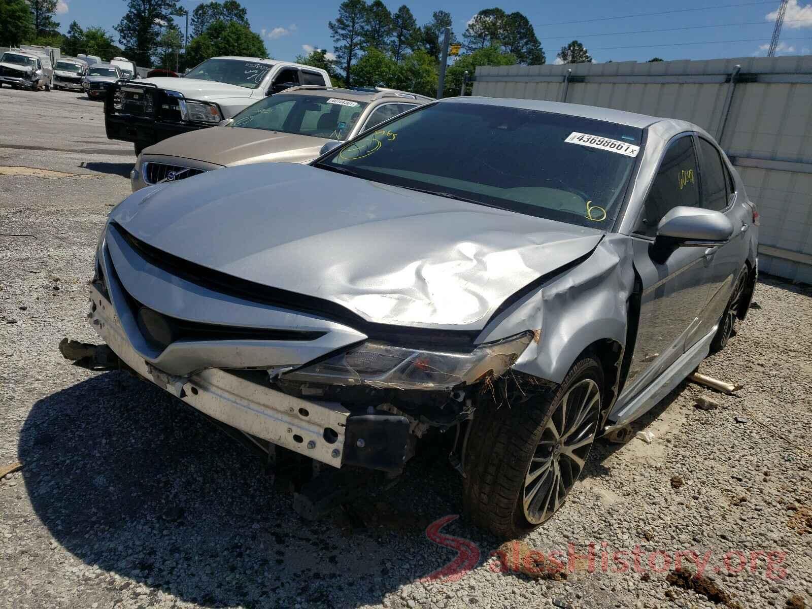 4T1B11HK6JU548432 2018 TOYOTA CAMRY