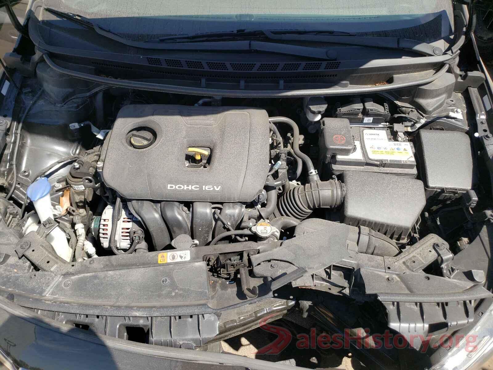 3KPFK4A74JE231077 2018 KIA FORTE