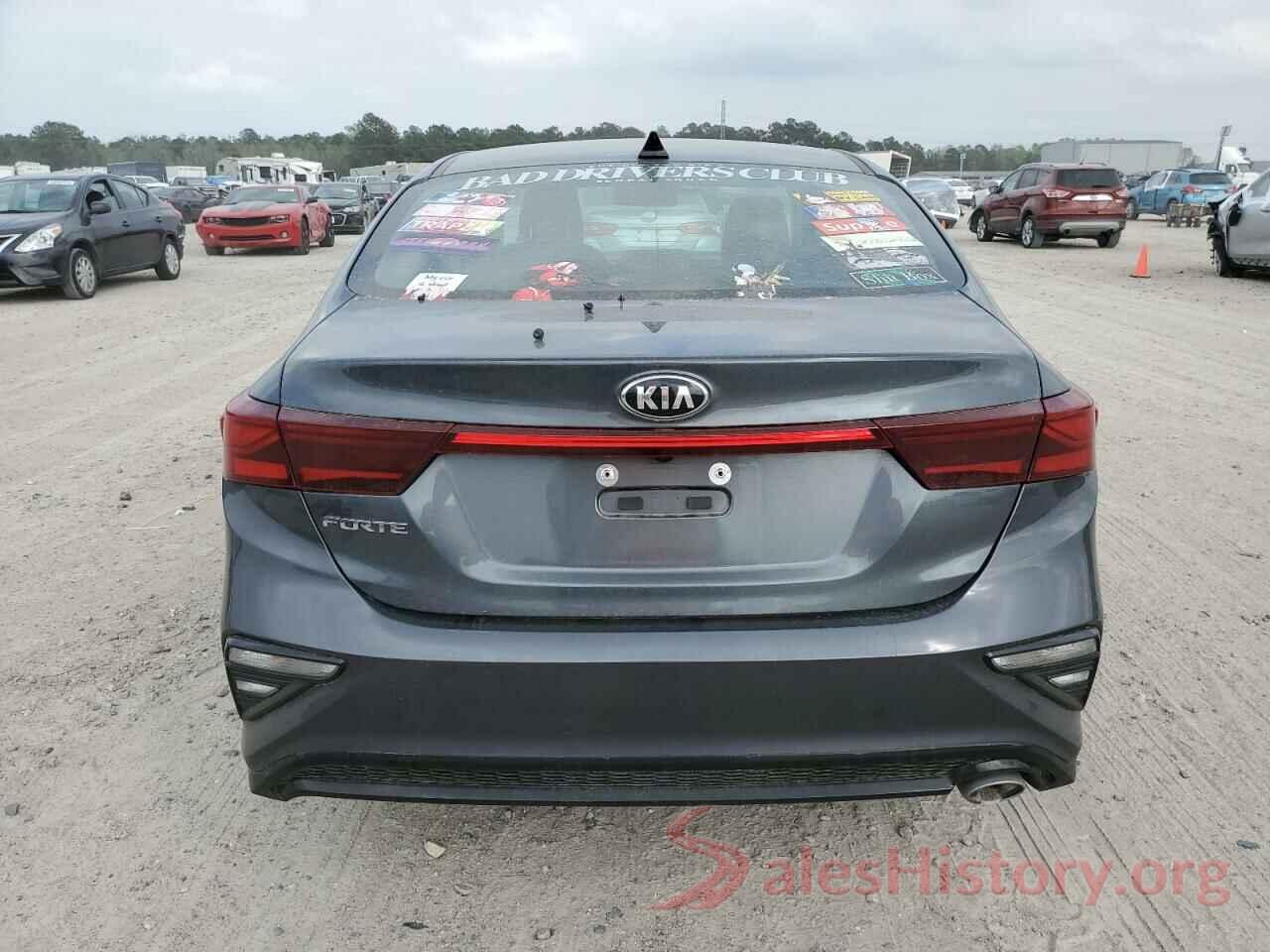 3KPF24ADXME363805 2021 KIA FORTE