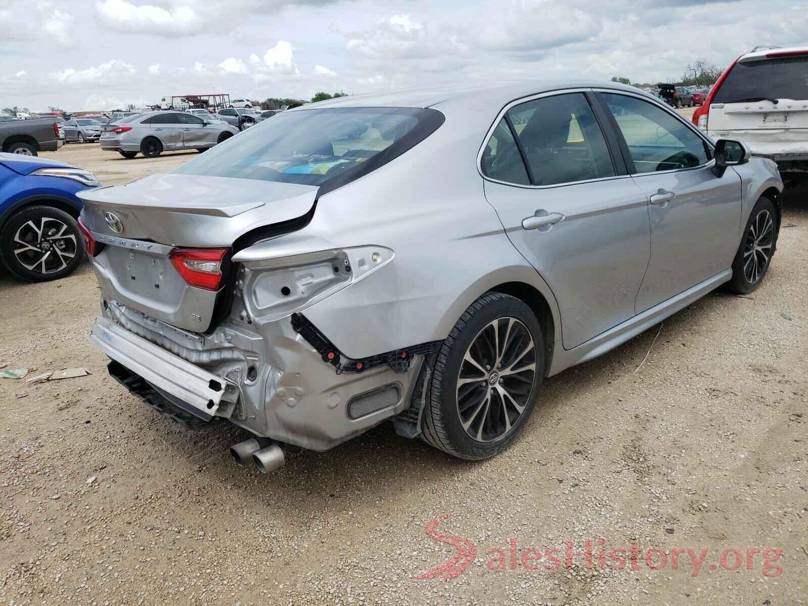 4T1B11HK6JU011530 2018 TOYOTA CAMRY