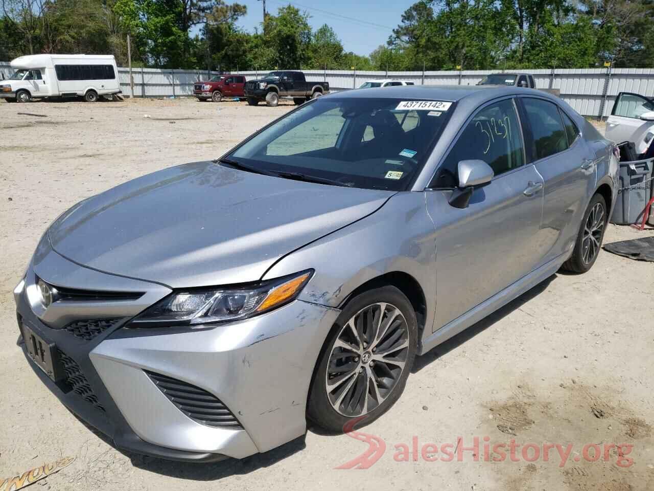 4T1B11HK0KU747932 2019 TOYOTA CAMRY