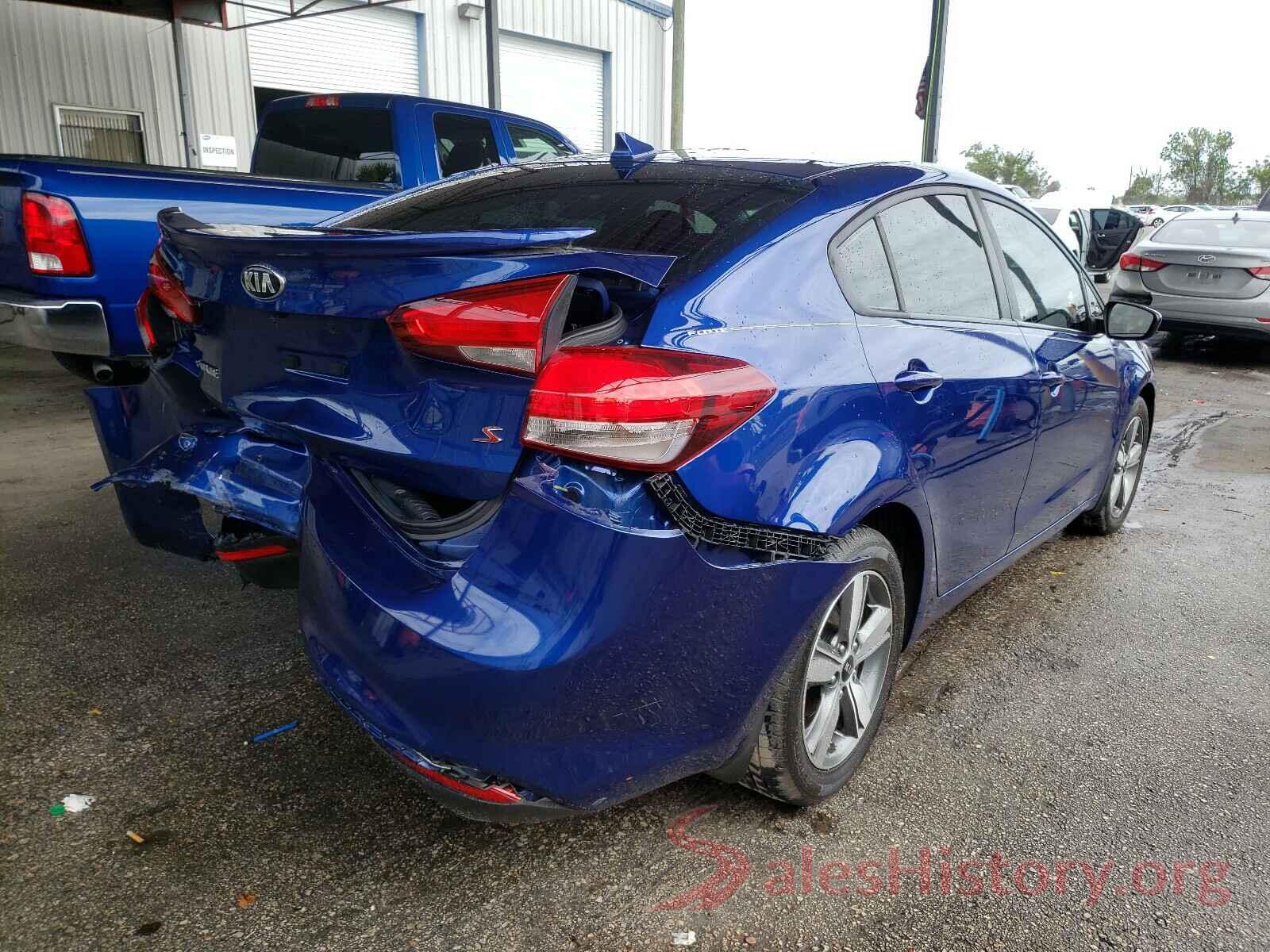 3KPFL4A70JE206996 2018 KIA FORTE