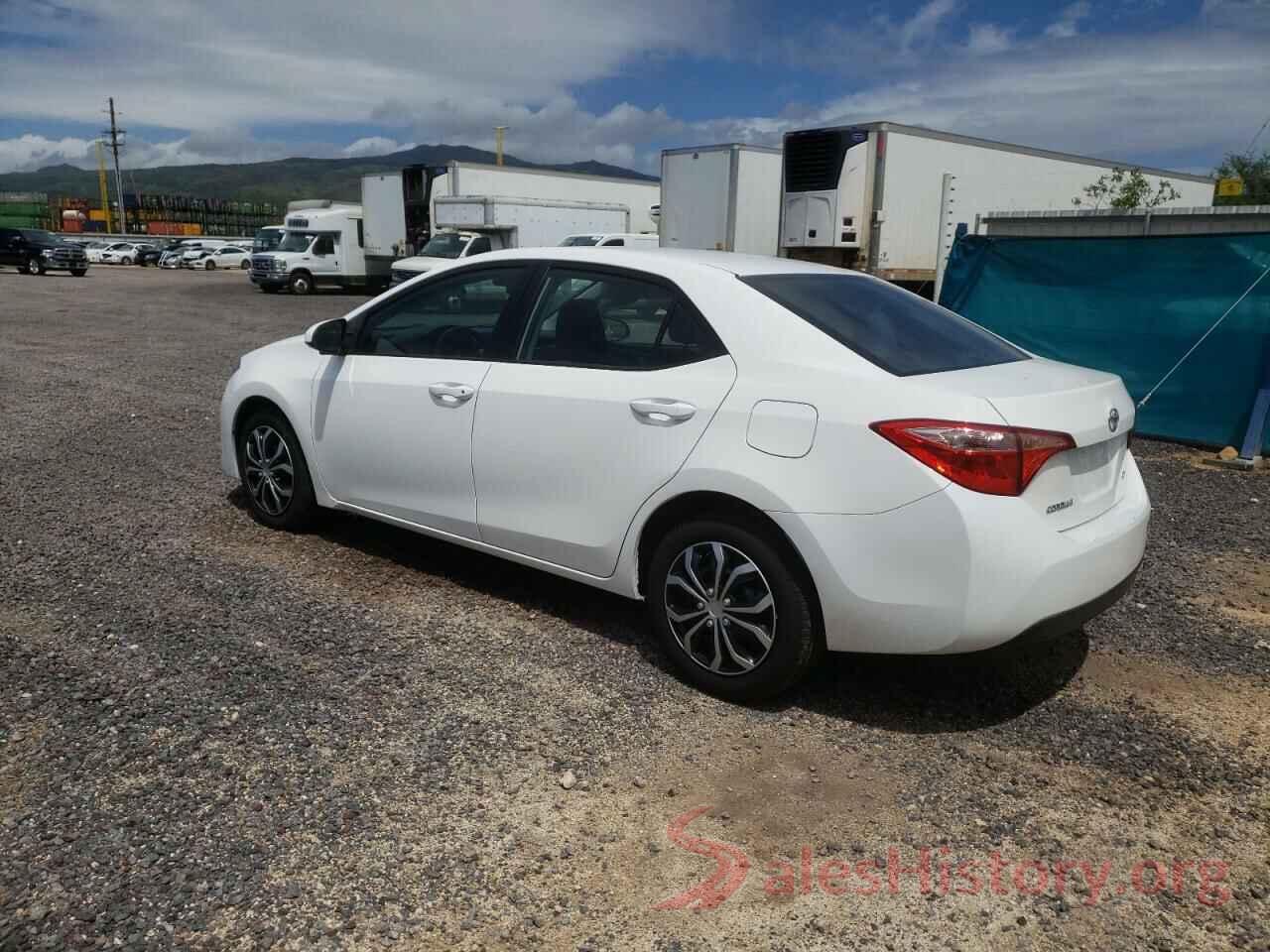 5YFBURHE3JP758360 2018 TOYOTA COROLLA