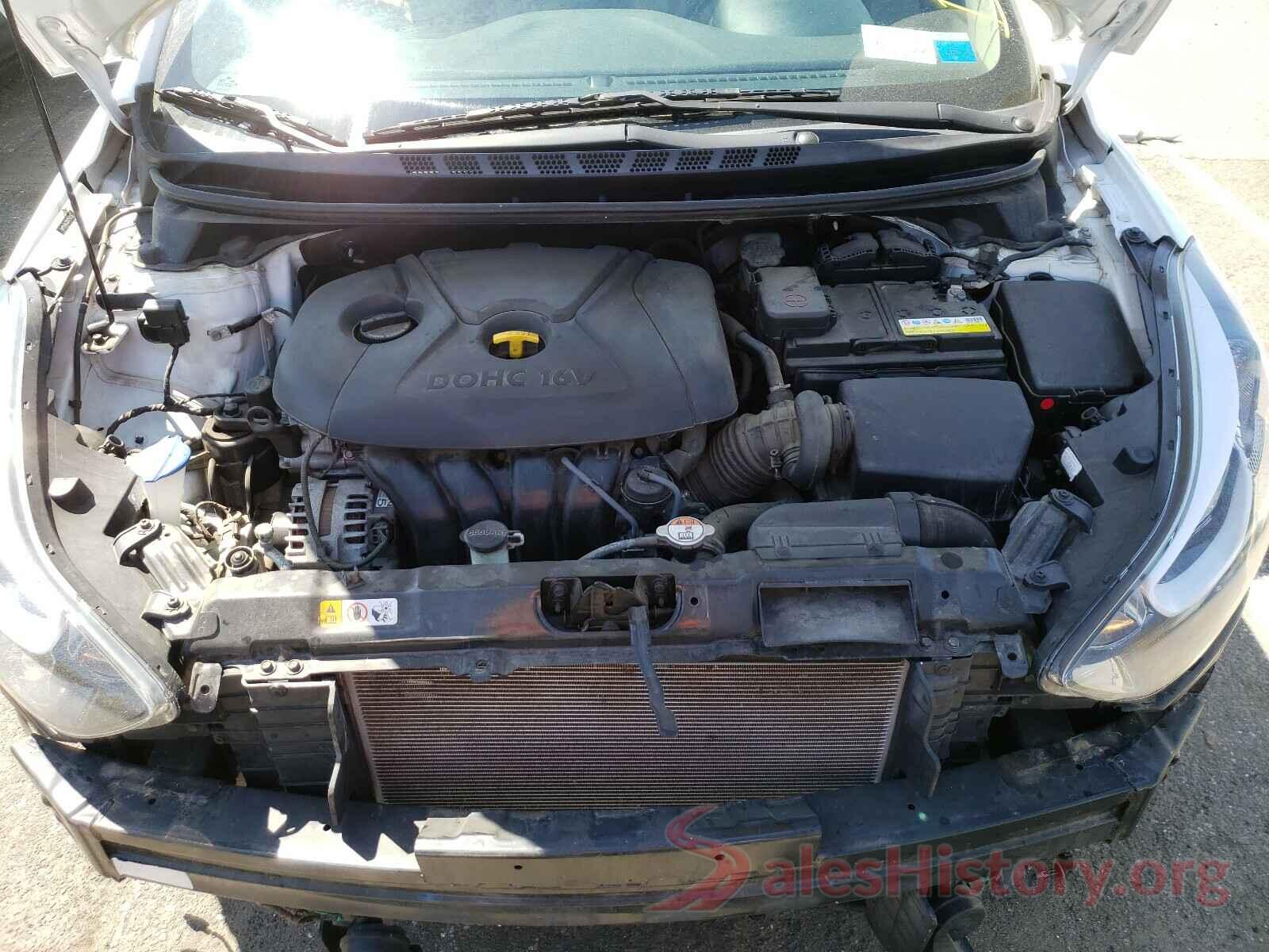 5NPDH4AE8GH753929 2016 HYUNDAI ELANTRA