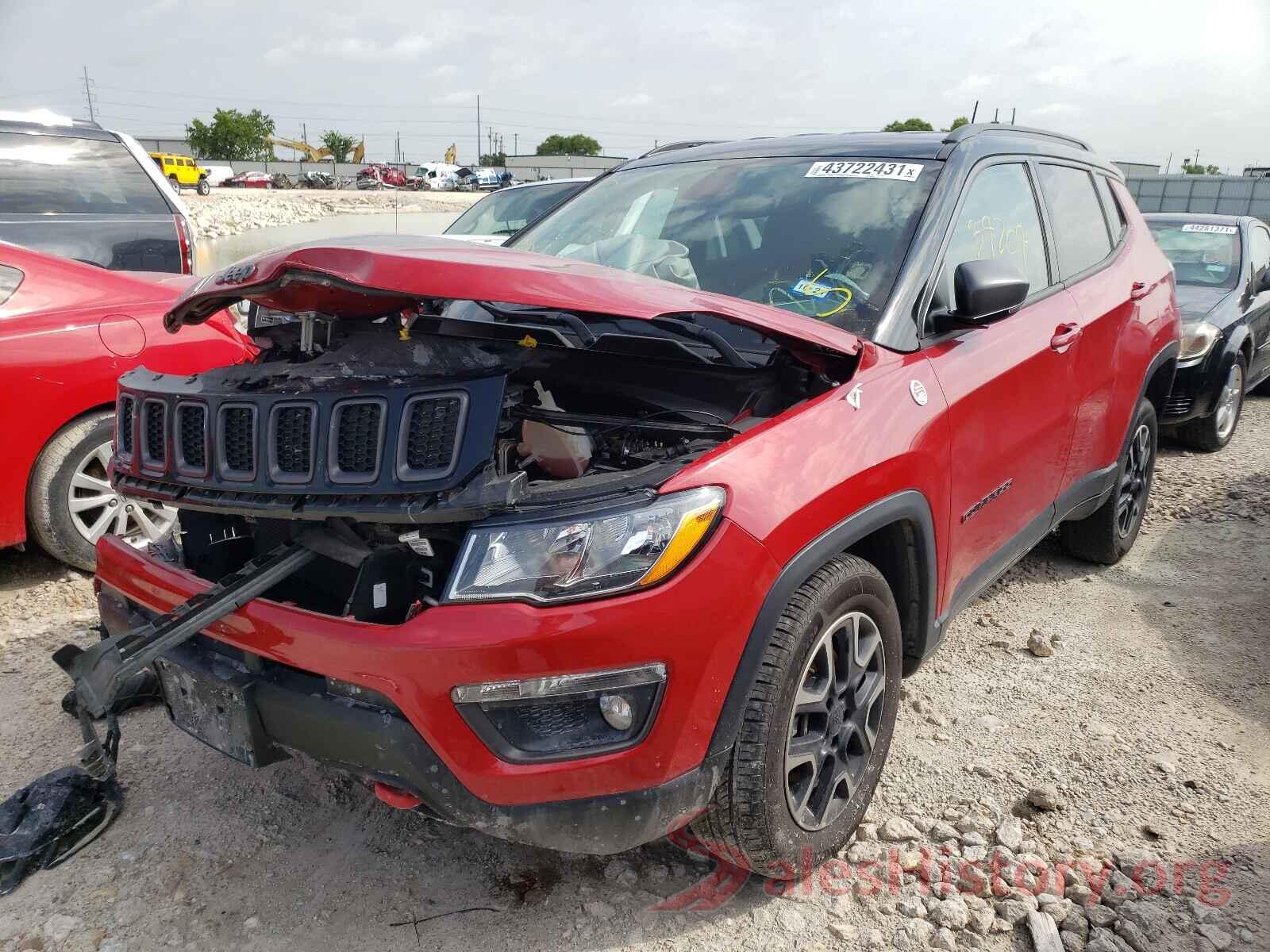 3C4NJDDB1KT671673 2019 JEEP COMPASS