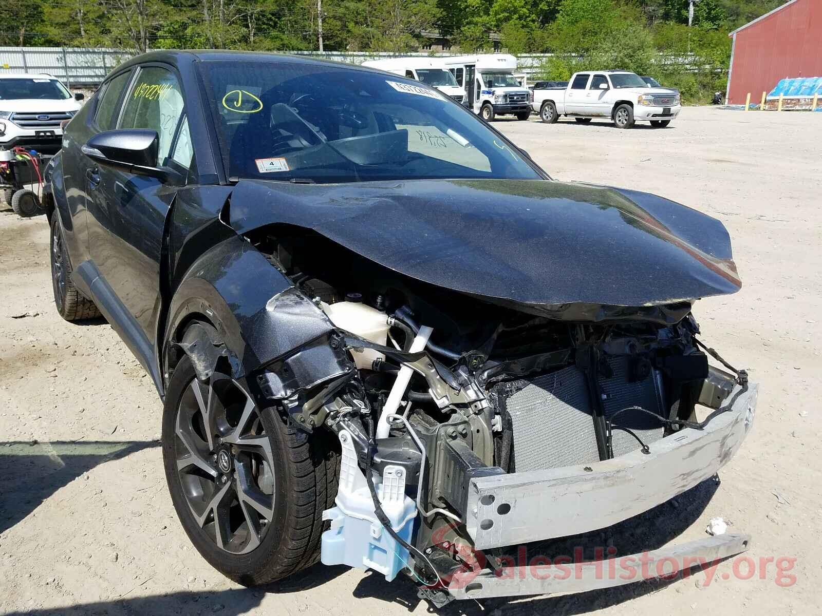 NMTKHMBX8JR049494 2018 TOYOTA C-HR