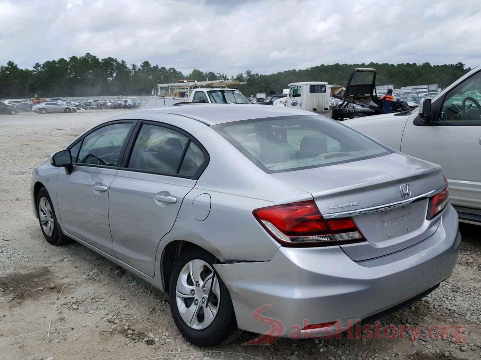 19XFB2F59FE095810 2015 HONDA CIVIC LX