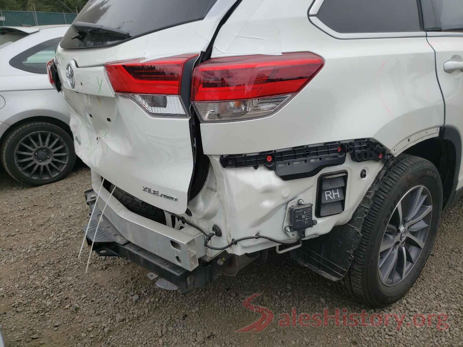 5TDJZRFH7KS605001 2019 TOYOTA HIGHLANDER