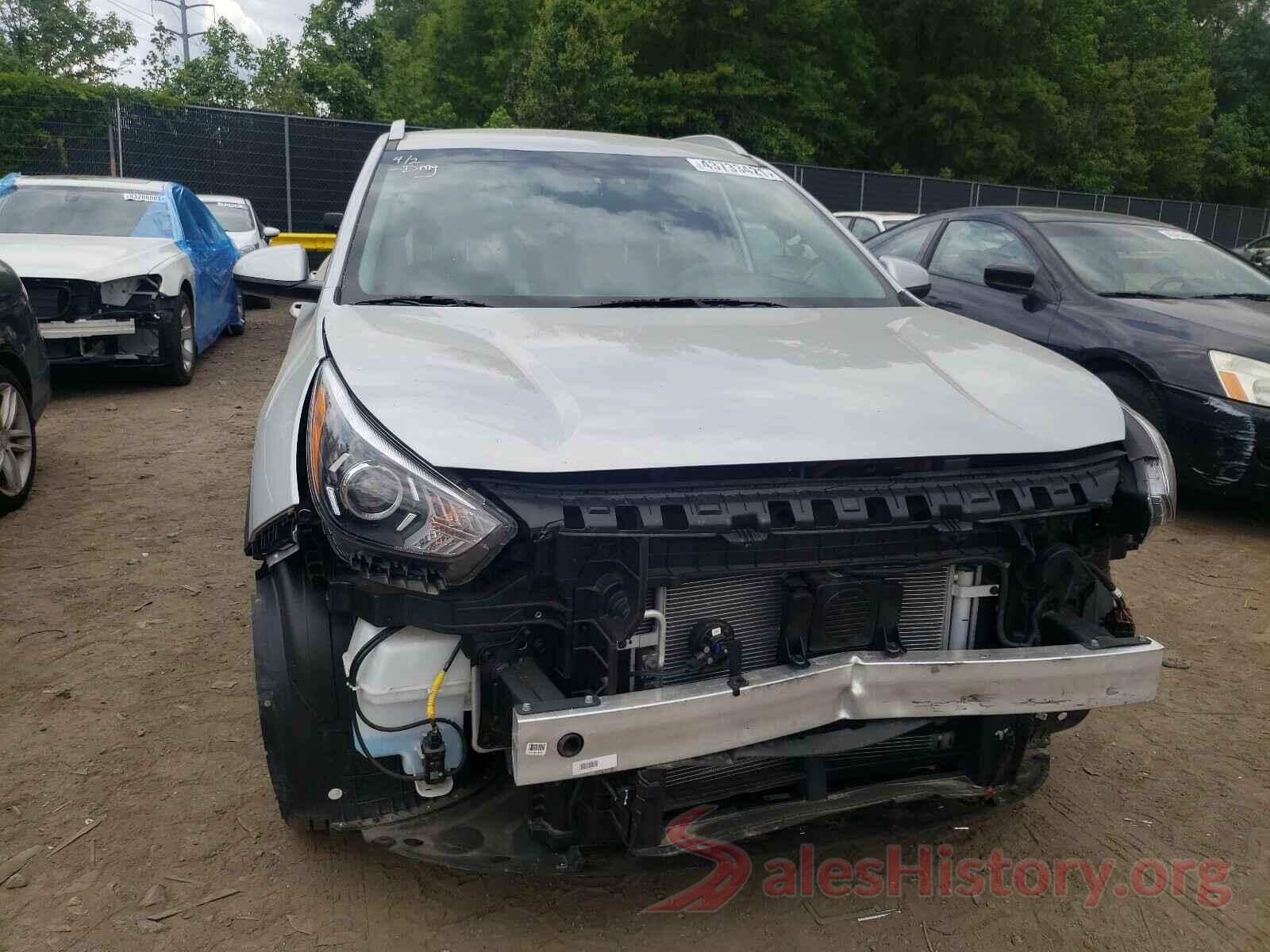 KNDCB3LC6L5396568 2020 KIA NIRO