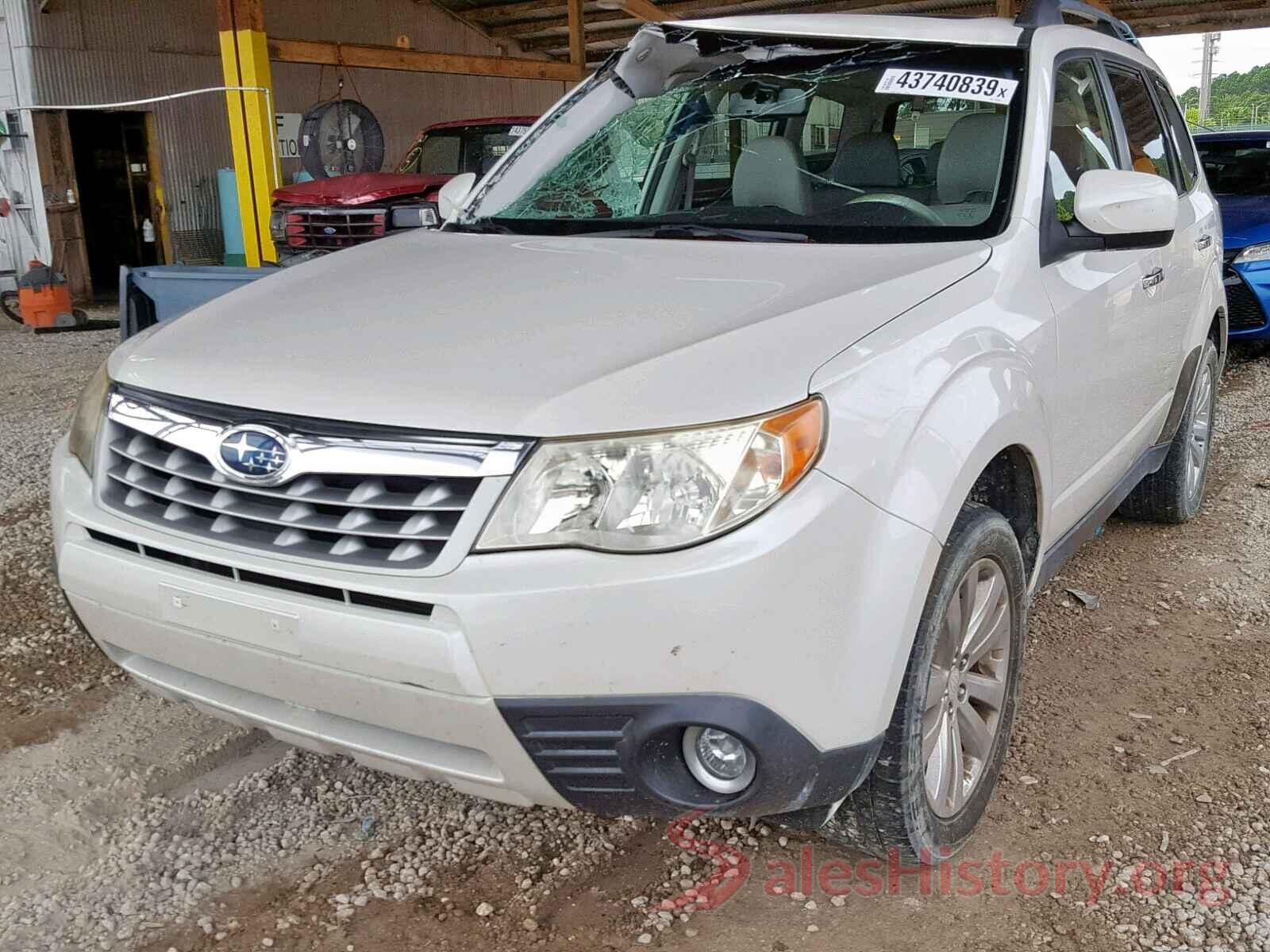 JF2SHAEC8BH746535 2011 SUBARU FORESTER