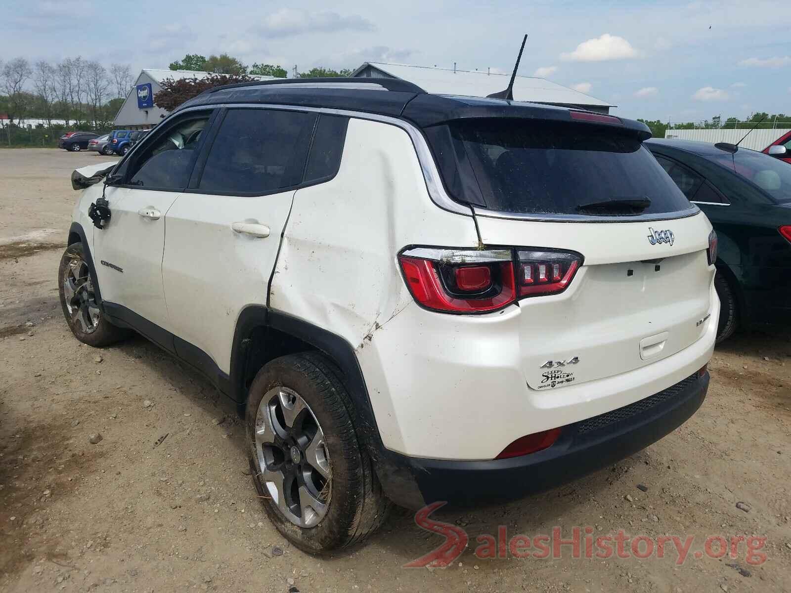 3C4NJDCB1JT250102 2018 JEEP COMPASS