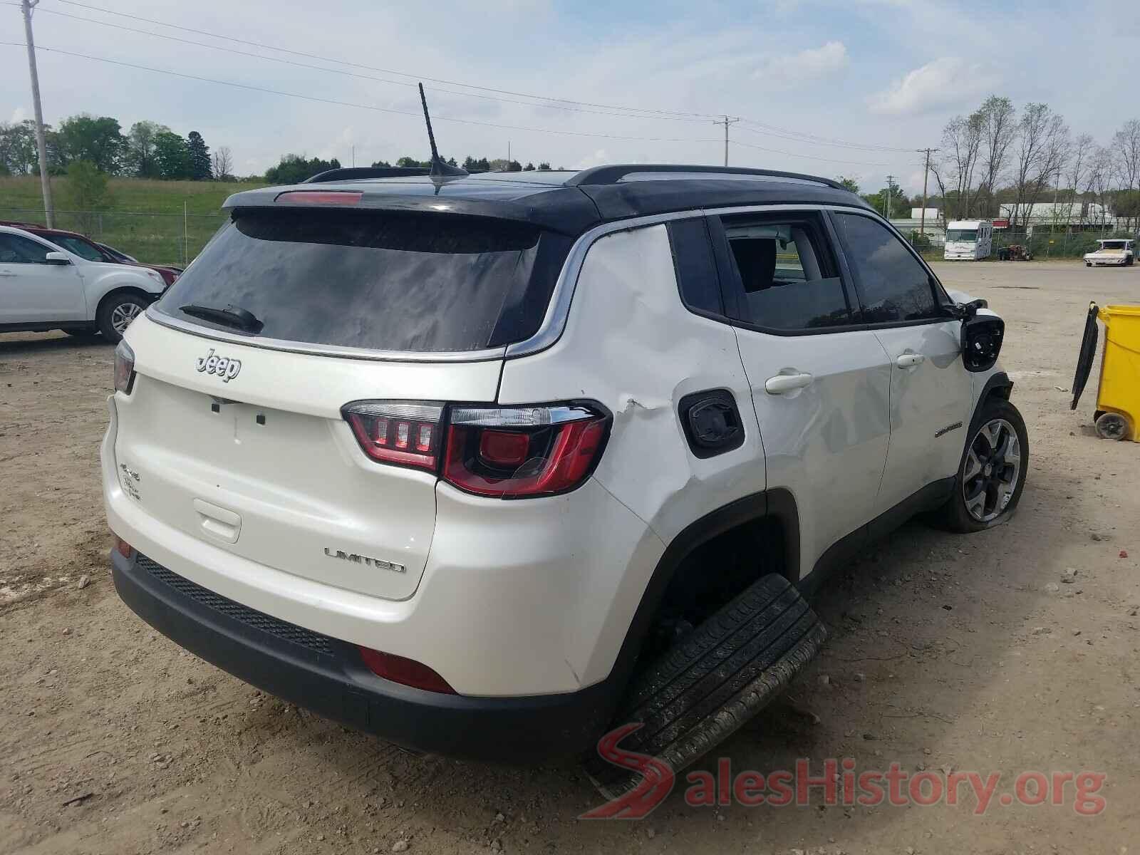 3C4NJDCB1JT250102 2018 JEEP COMPASS