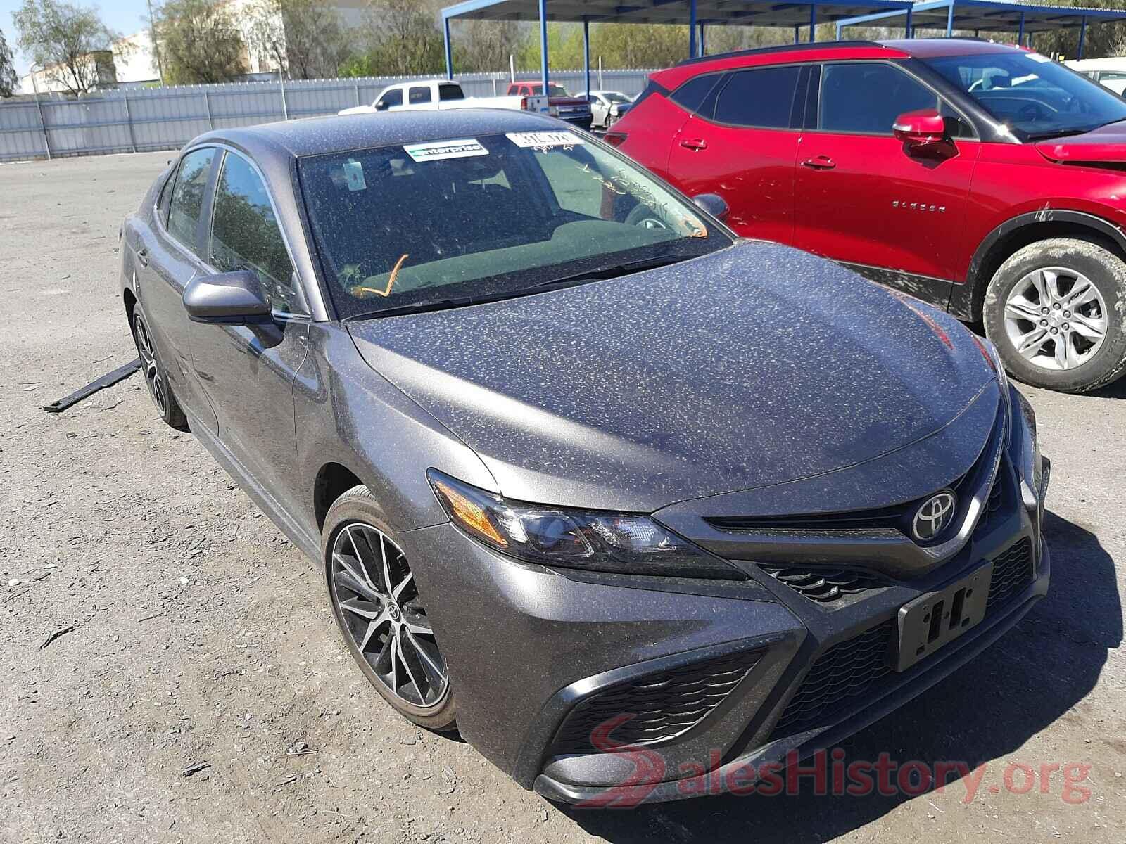 4T1G11AK1MU414514 2021 TOYOTA CAMRY