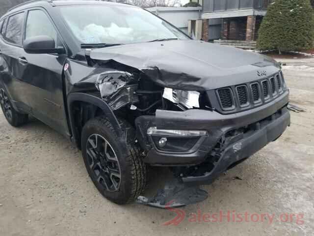 3C4NJDDB3KT728603 2019 JEEP COMPASS