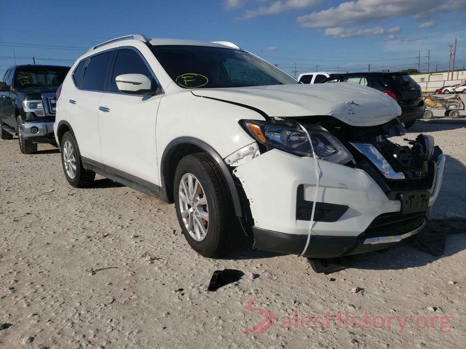 KNMAT2MT8HP543031 2017 NISSAN ROGUE