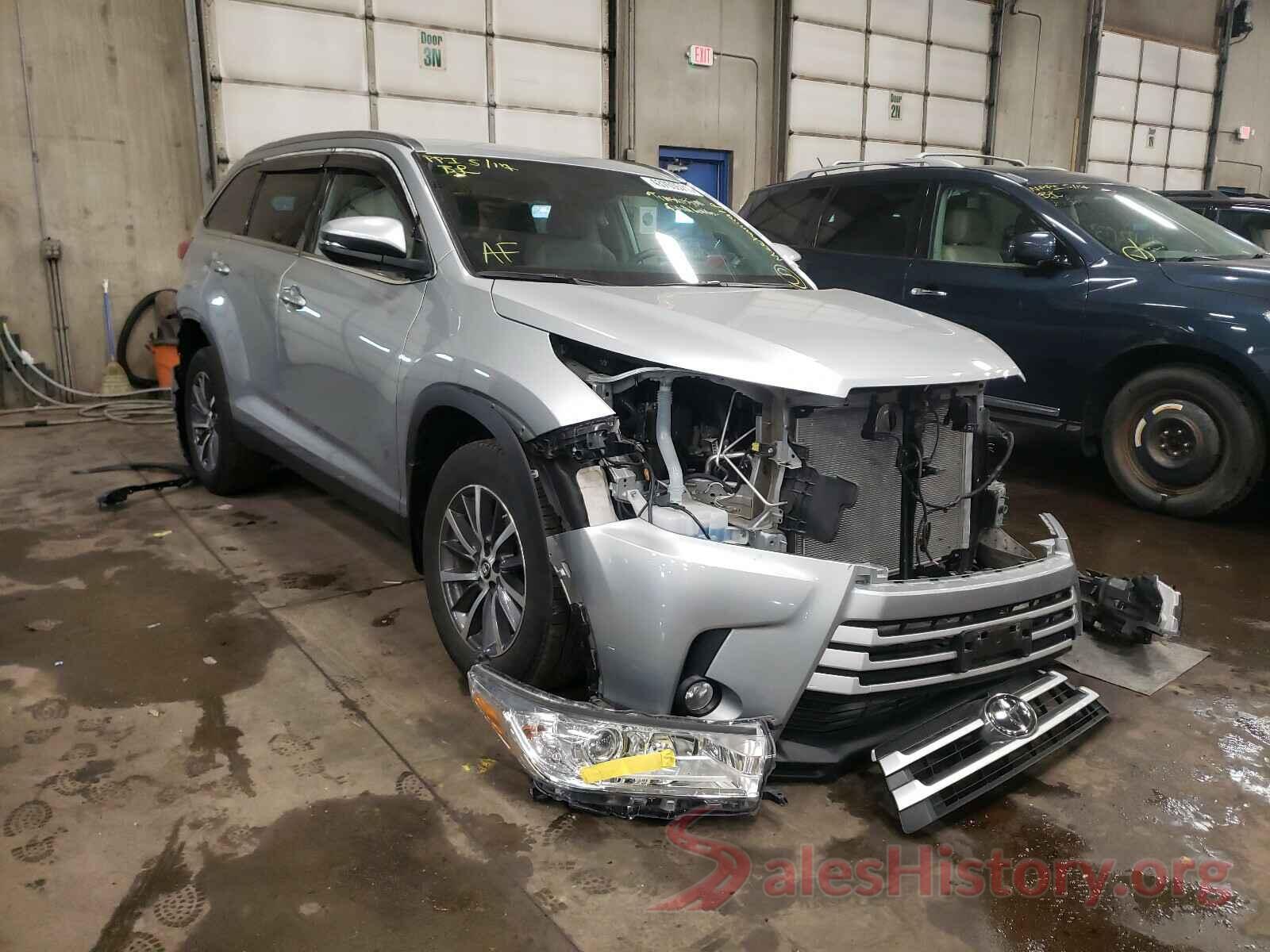 5TDJZRFH8KS576897 2019 TOYOTA HIGHLANDER