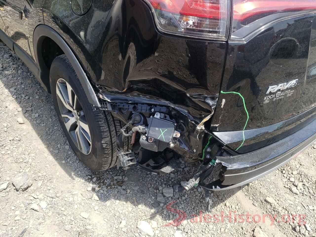 2T3RFREV8HW624411 2017 TOYOTA RAV4