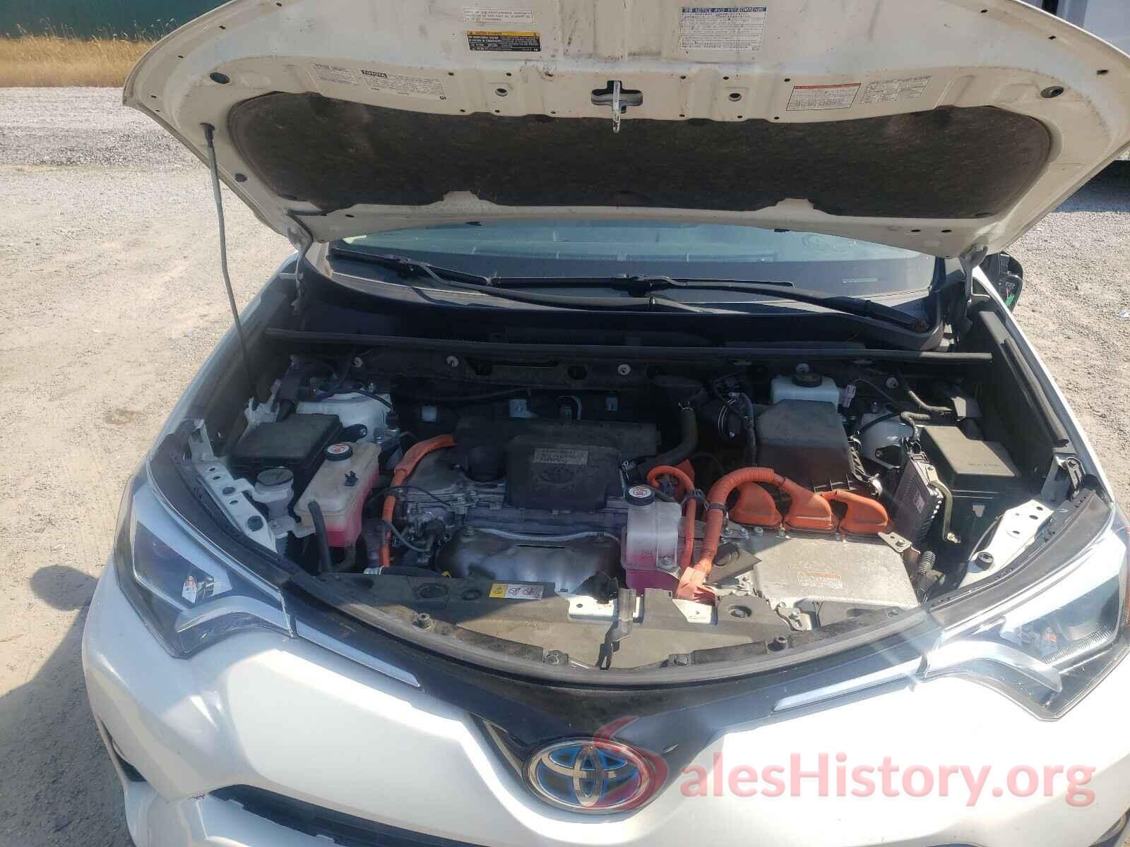 JTMDJREV2HD084754 2017 TOYOTA RAV4