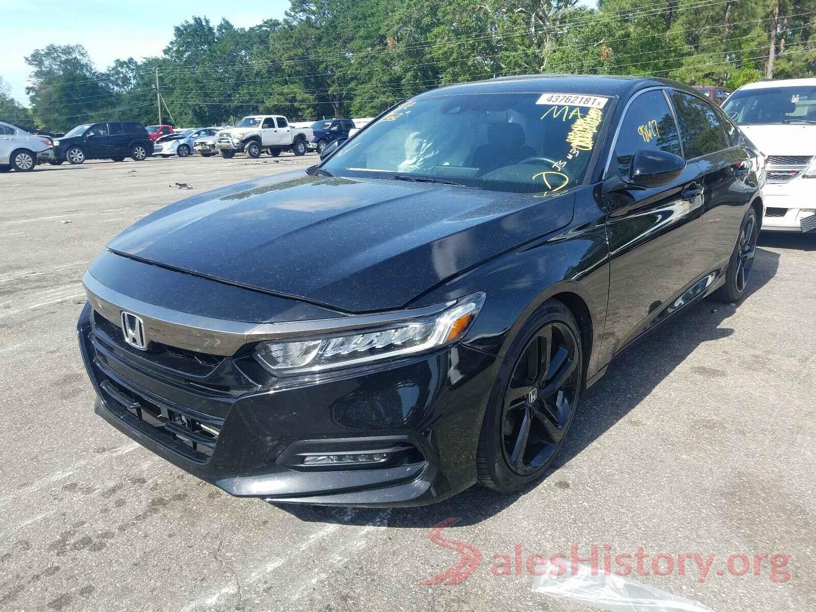 1HGCV1F36JA034611 2018 HONDA ACCORD