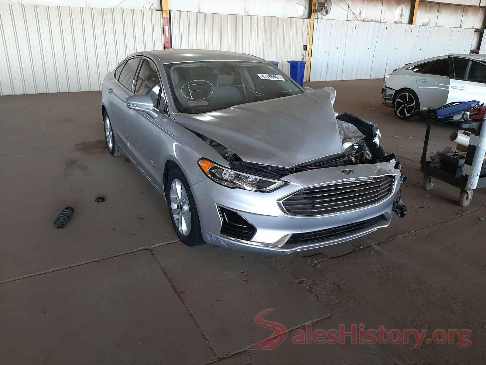 3FA6P0MUXKR137054 2019 FORD FUSION