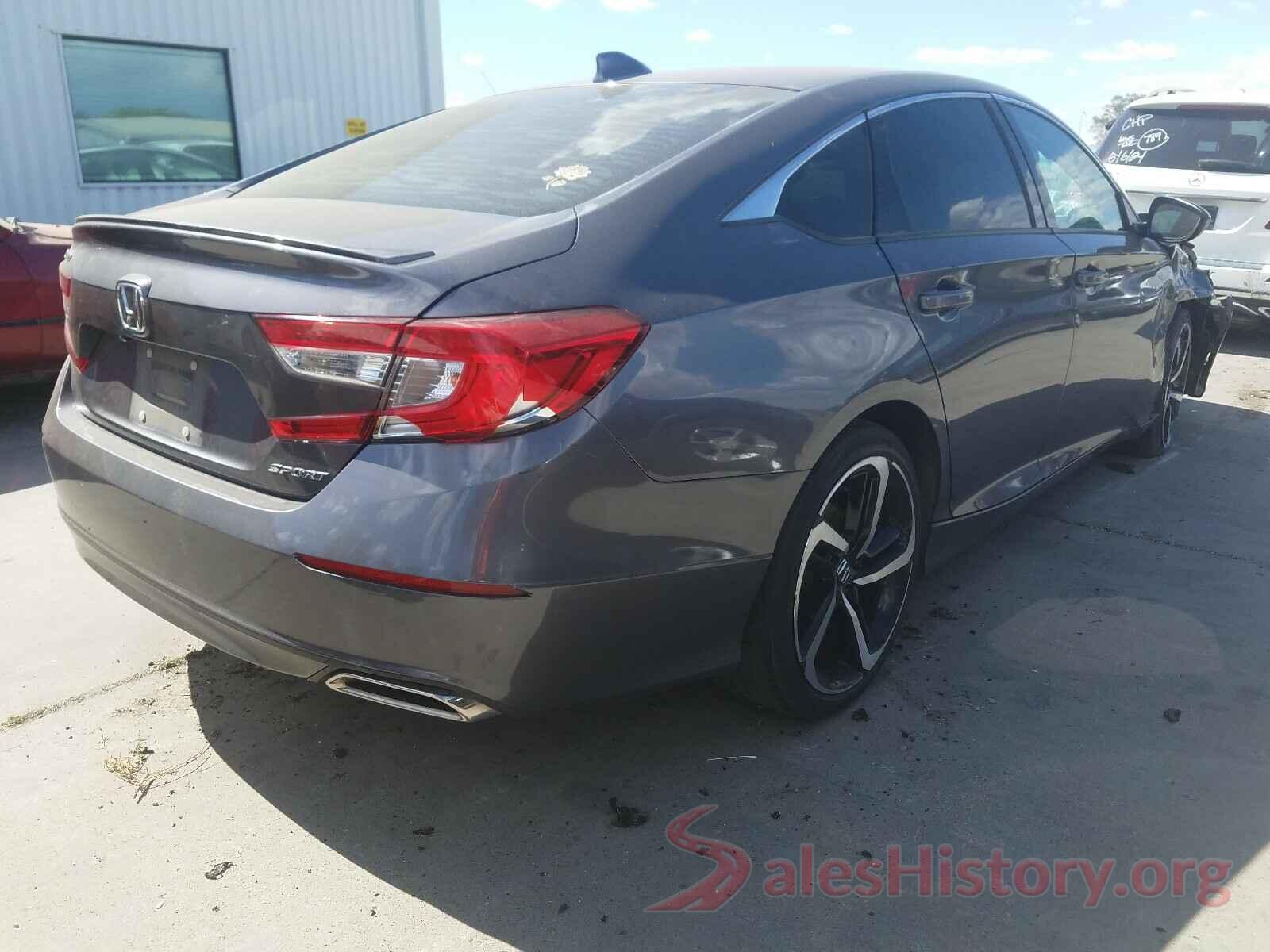 1HGCV1F30JA258828 2018 HONDA ACCORD