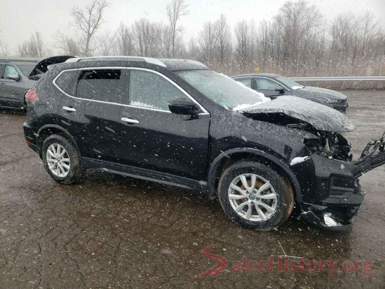 KNMAT2MV4JP622154 2018 NISSAN ROGUE