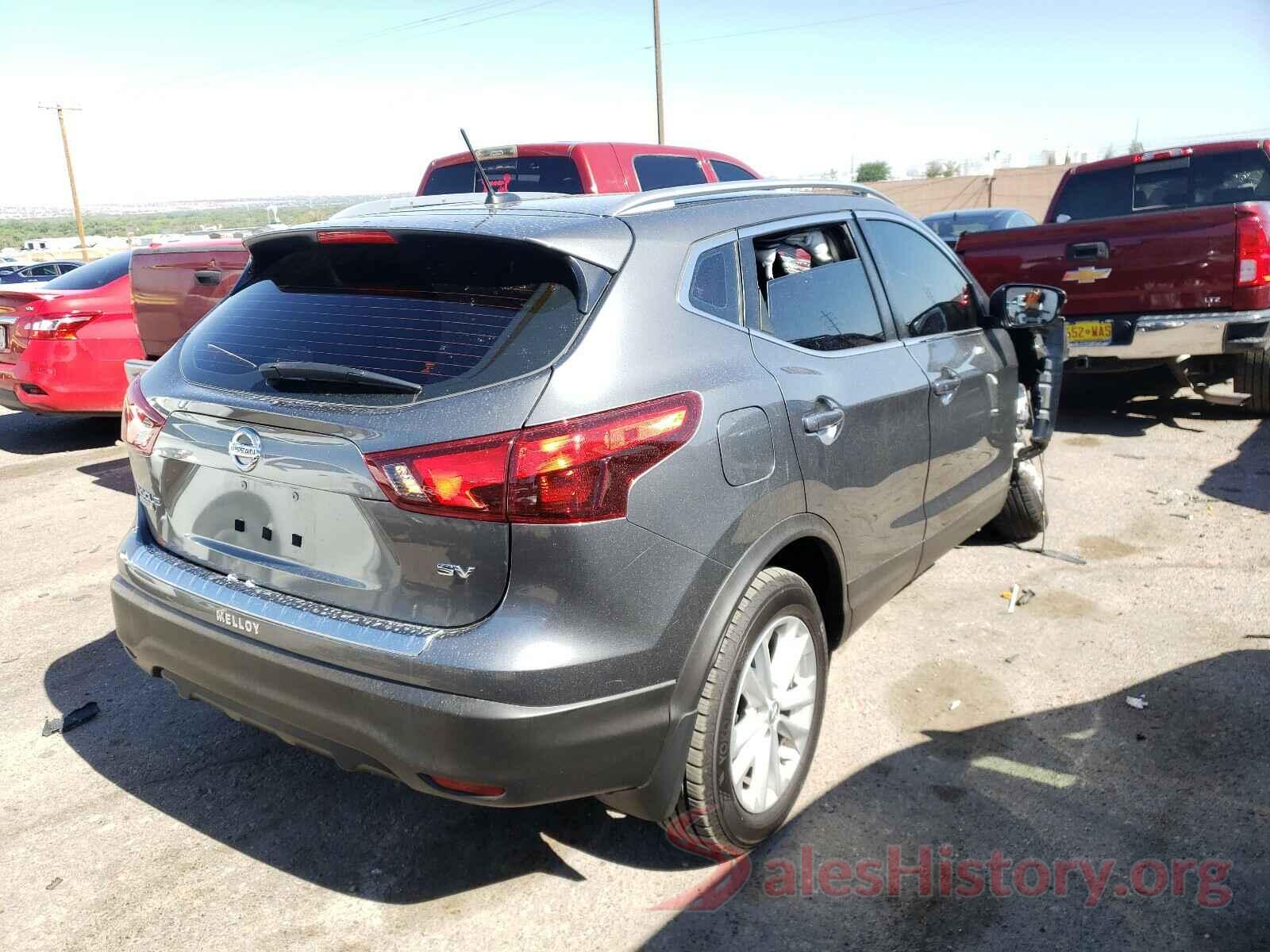 JN1BJ1CP3JW194125 2018 NISSAN ROGUE