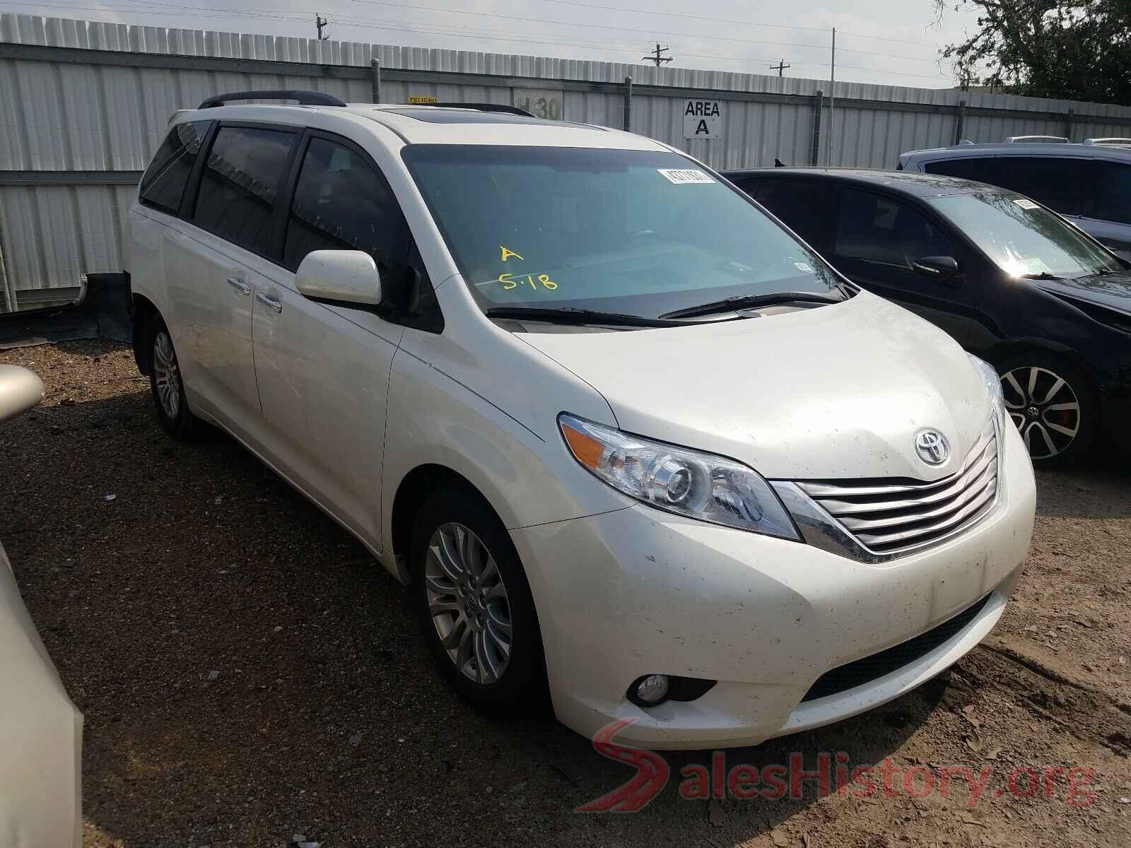 5TDYZ3DC8HS820463 2017 TOYOTA SIENNA